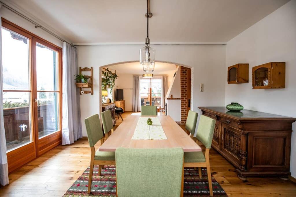 Haus Weidmannsheil - Wohnen Im Romantischen Forsthaus Werfen Εξωτερικό φωτογραφία