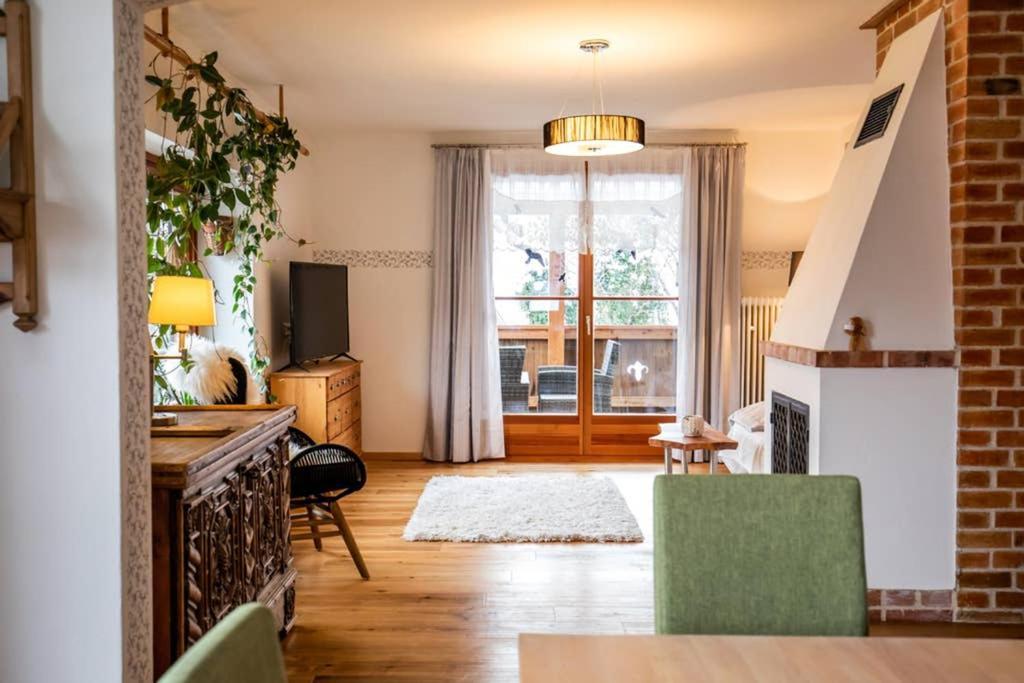 Haus Weidmannsheil - Wohnen Im Romantischen Forsthaus Werfen Εξωτερικό φωτογραφία